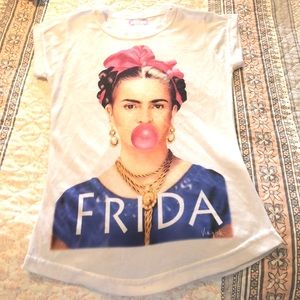 Frida kahlo shirt